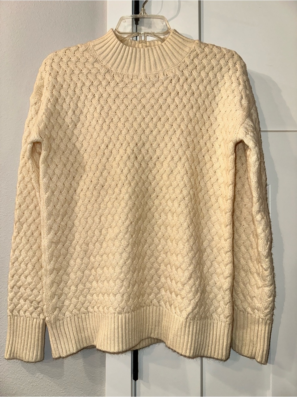 CiCiBird Cream Cable Knit Mock Neck Sweater size S 100% acrylic